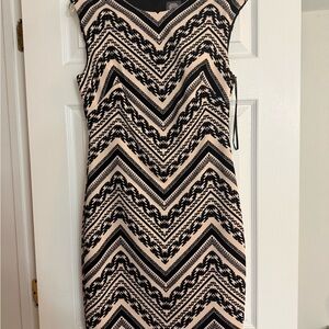 Vince Camuto Black and Cream Chevron Sheath Midi Dress